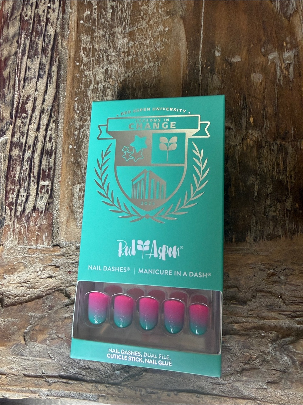 Red Aspen Nail dashes short